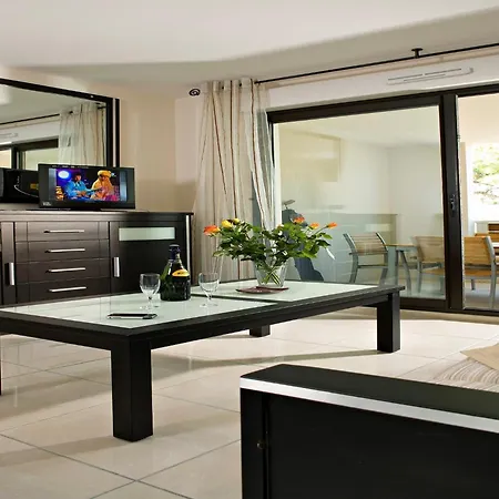 Charming In Daire Mandelieu